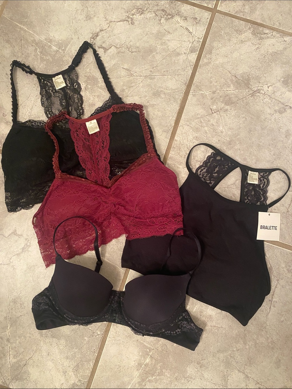 4 bralettes/bra bundle